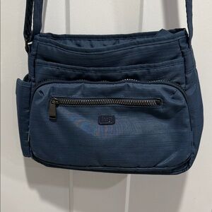 Lug Dark Blue Infinity Bag